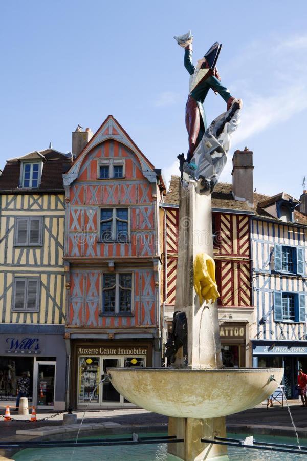 Meuble De Tourisme La Maison D'Orgy Chevannes  Exteriér fotografie