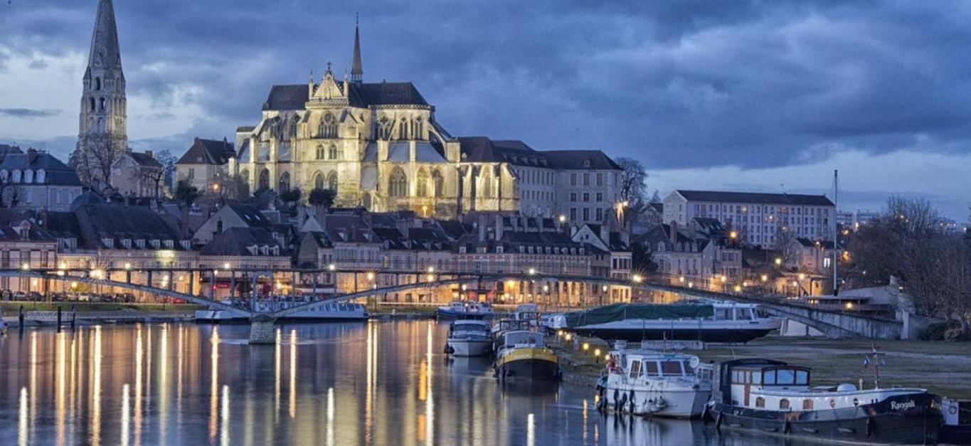 Meuble De Tourisme La Maison D'Orgy Chevannes  Exteriér fotografie